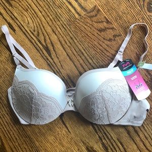 NWT Maidenform bra